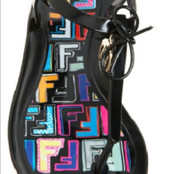 FENDI Jelly Sandal - plastic, pool sandal slide - Picture 2 of 10